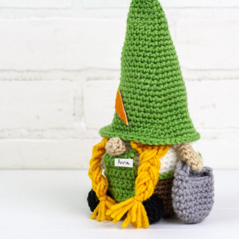 How to Crochet Wedding Gnomes Free Pattern Winding Road Crochet