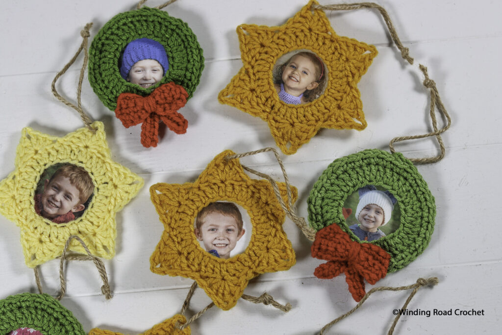 Set of 4 Crochet Wreath pins (Made and ready to ship) crochet Christmas Pins