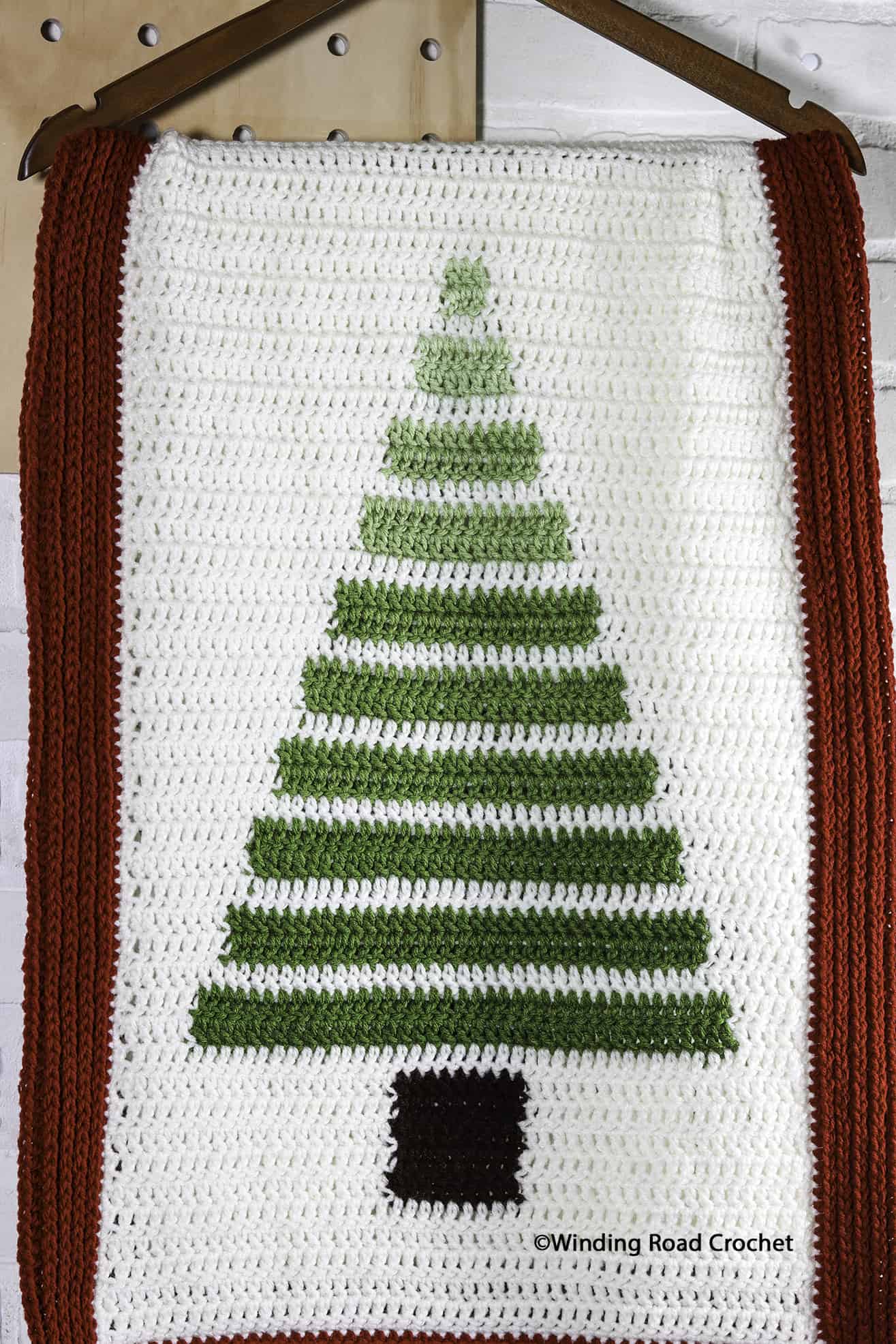 Crochet Table Runner for the Holidays Free Pattern Winding Road Crochet